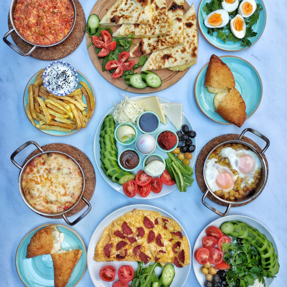 best turkish breakfast in istanbul: Besiktas