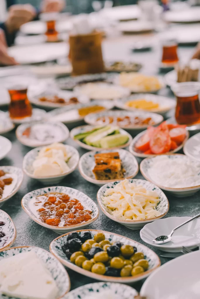 best turkish breakfast in istanbul: table setting